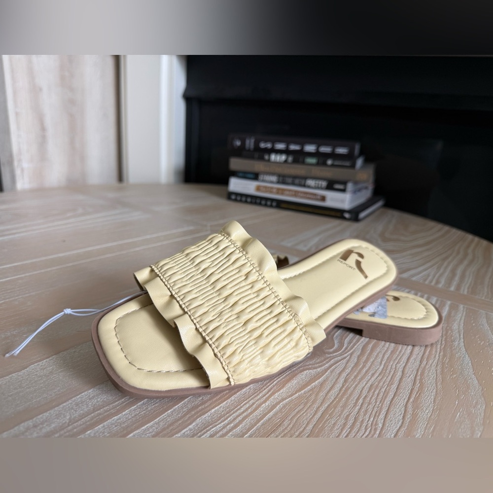 Report|Women’s pastel Yellow Ruffled Smocked slip on Slide Sandals,summer staple